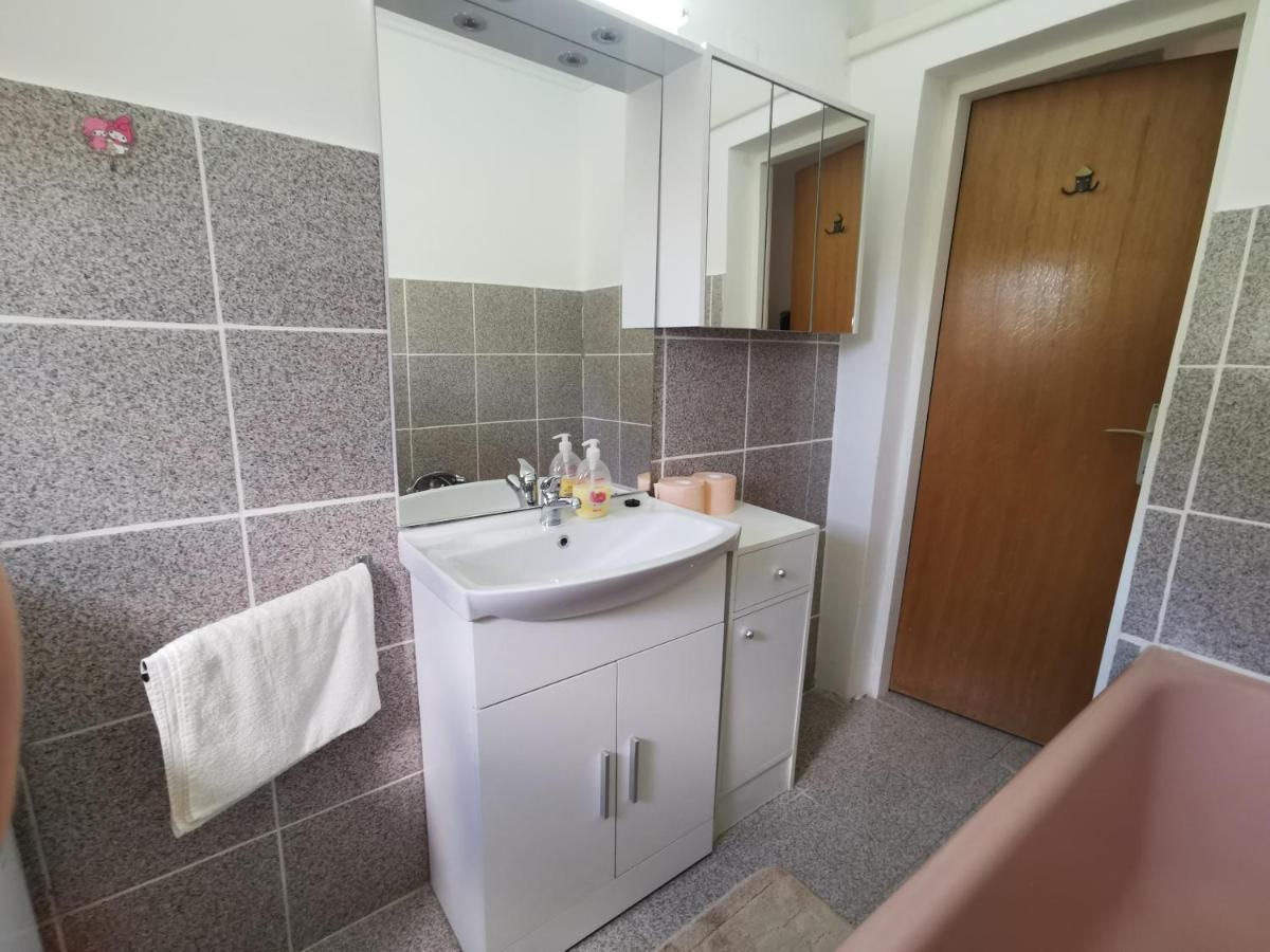 Maestral Appartement Bribir  Buitenkant foto